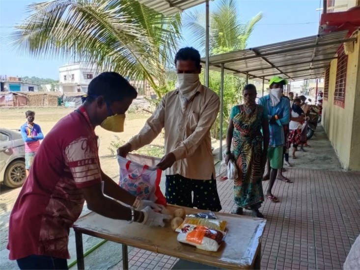 Amcha Ghar unterstützt bedürftige Migranten in der Corona-Krise